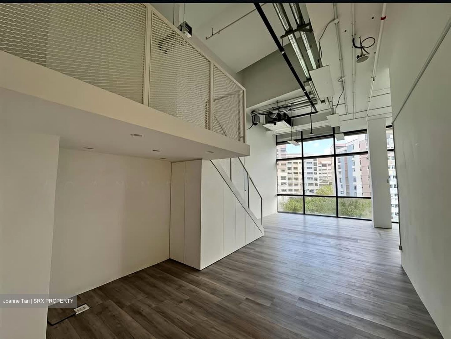 Woods Square (D25), Office #601925721